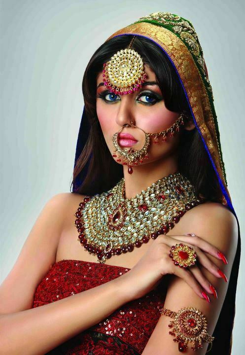 Pakistani Bridal jewelery & dresses are very famous for its wide range ...