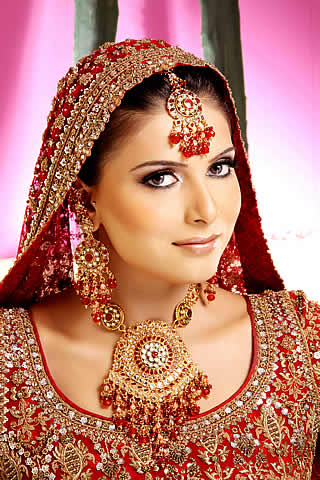Dress Designers on Exclusice One Of Pakistani Designer Selling Pakistani Bridal Wear