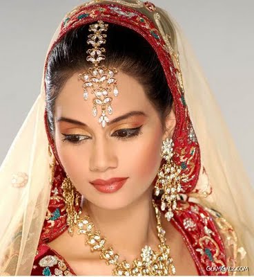 Bridal Makeup  on Bridal Makeup And Latest Jewellery Design
