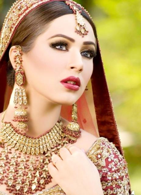 Pakistani-Bridal-Makeup-and-Jewelry