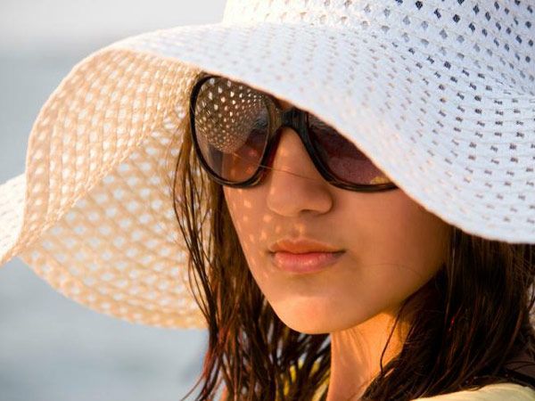 How to care your skin in summer hot air
