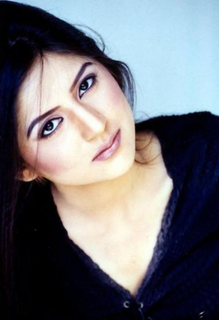 Sanam Baloch Pakistani Model, Actress and Host Profile and Photo Gallery