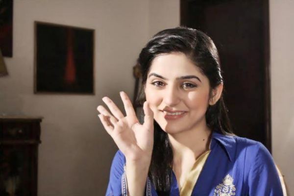 Pakistani Fashion Model, Actress and Host Sanam Baloch Profile and Pictures Gallery