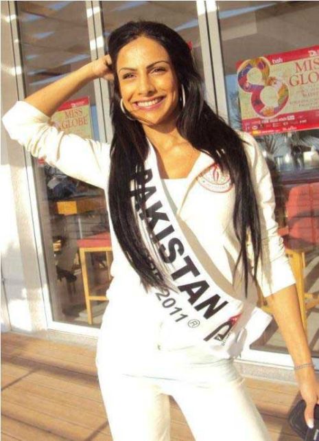 Miss Globe & Queen of Pakistan 2011, Attia Bano Qamar