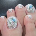 Latest Christmas Feet, Toe Nails 2013 Art Designs