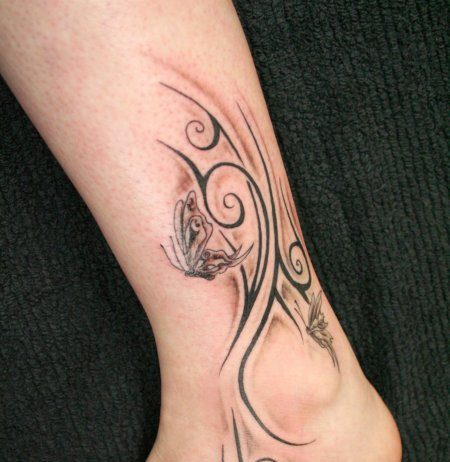 Pictures of Latest Ankle Flower Tattoos Design 2013