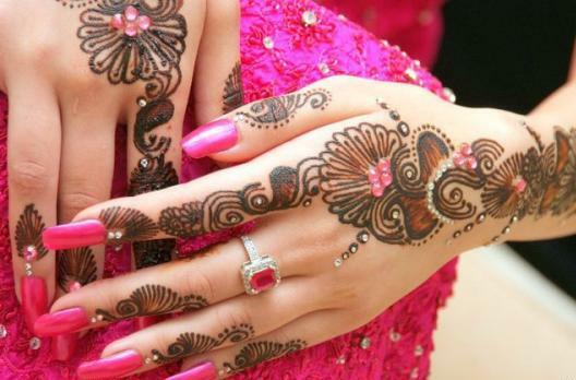 Easy Arabic Hand & Feet Mehndi Henna Designs 2013 For Ladies