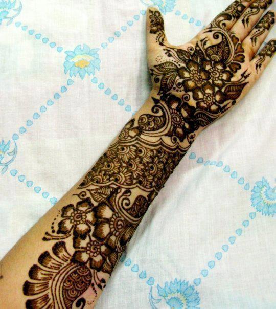 Stylish Eid Henna Mehndi Design 2013 - 2014 For Hand