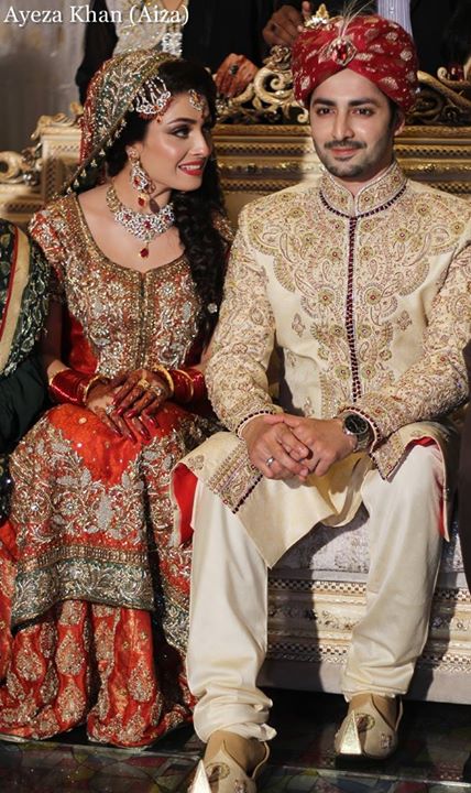 Ayeza Khan and Danish Taimoor Wedding - Mehndi - Walima Pics (6)