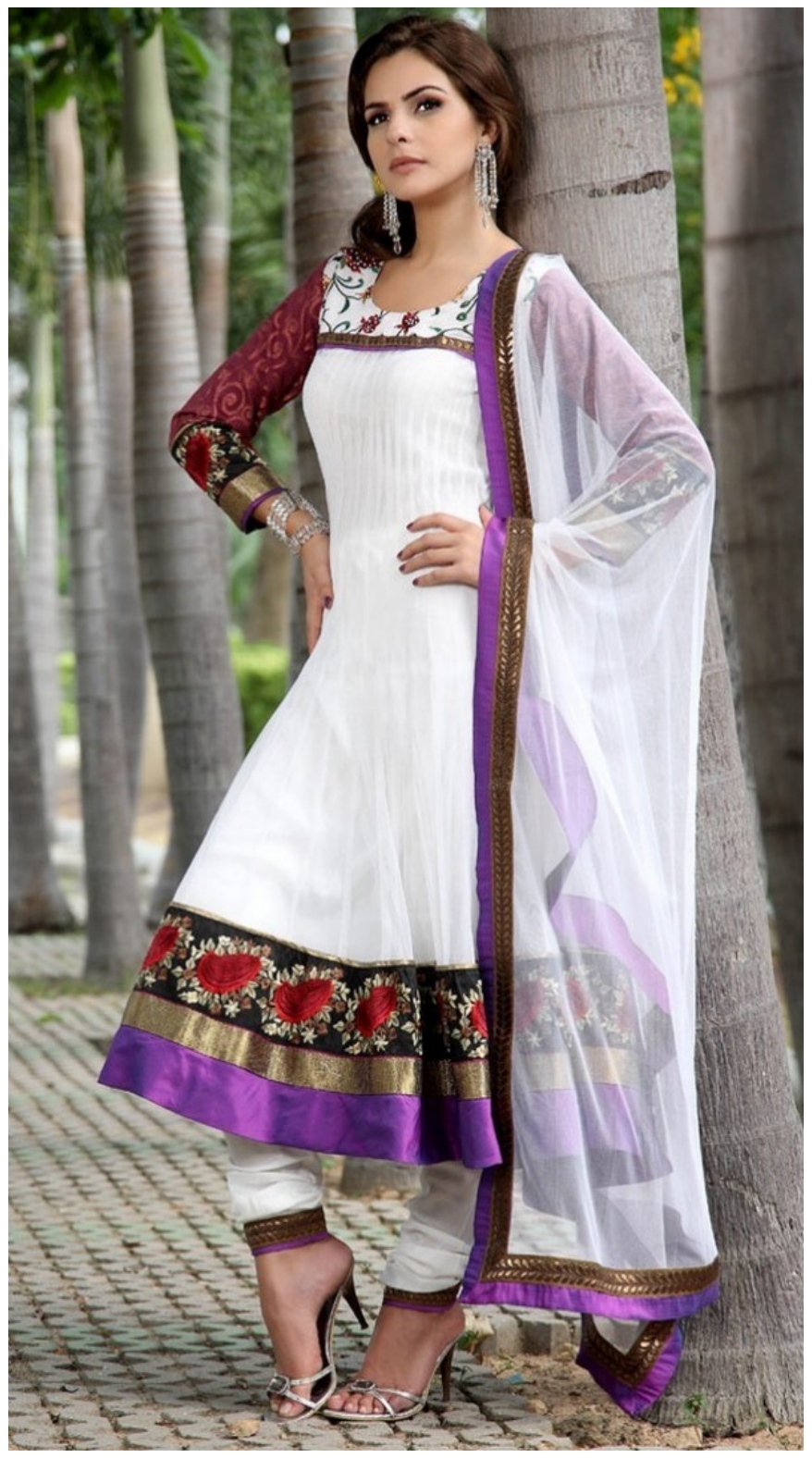 Pakistani wedding dresses & Party Wear Clothing 2023 2023 for Women